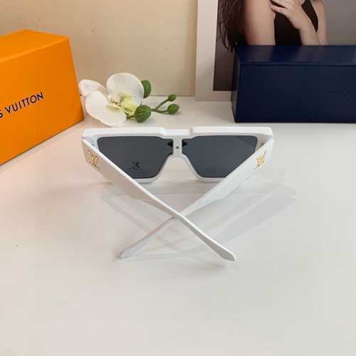 ルイヴィトンサングラス着用イメージ